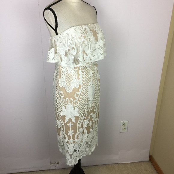 FASHION NOVA Strapless Sheath Dress XL Womans White Floral Lace Embroidered Mesh - Picture 3 of 15